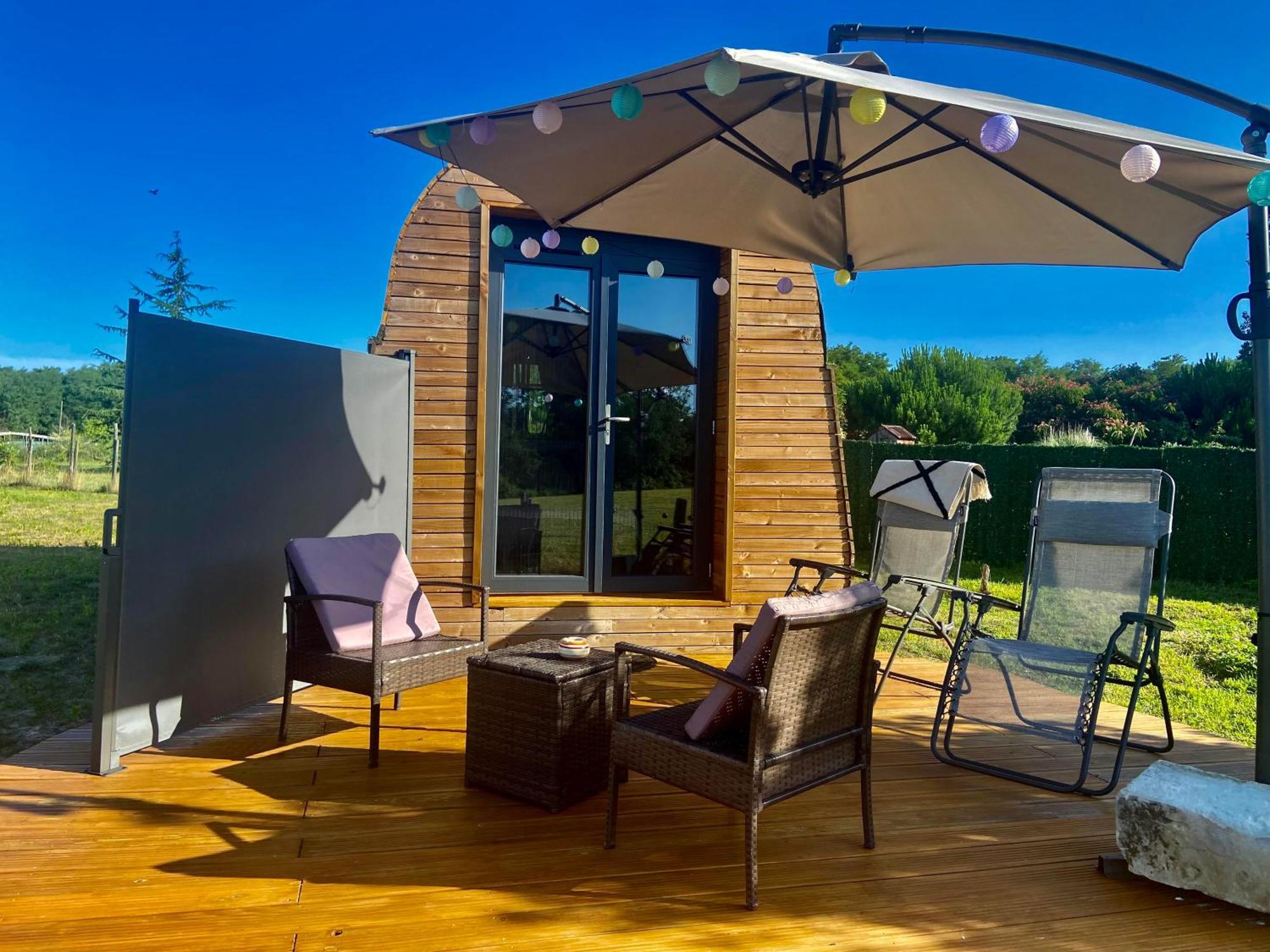 Logement Insolite : La Ruche Verte Monts-sur-Guesnes エクステリア 写真