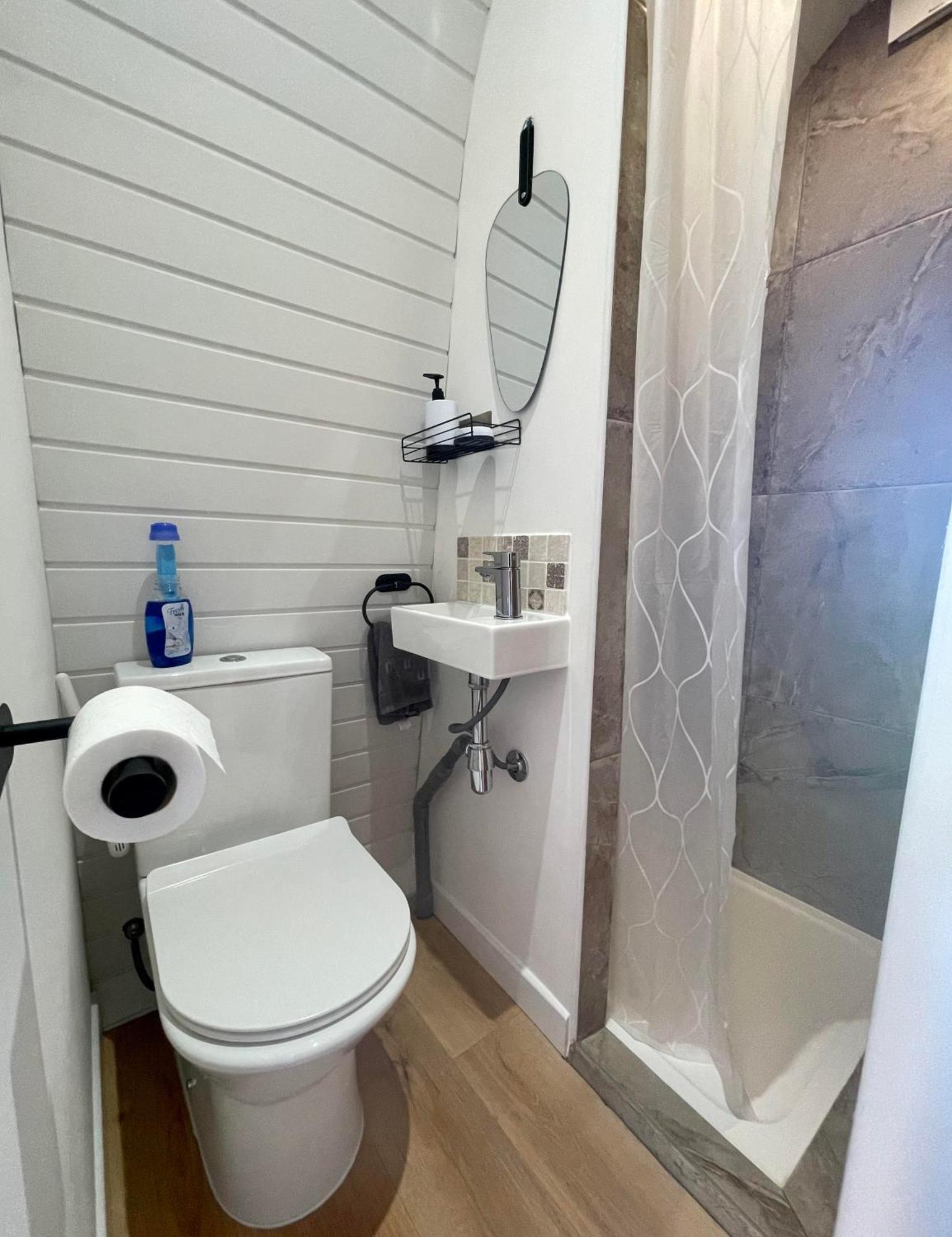 Logement Insolite : La Ruche Verte Monts-sur-Guesnes エクステリア 写真